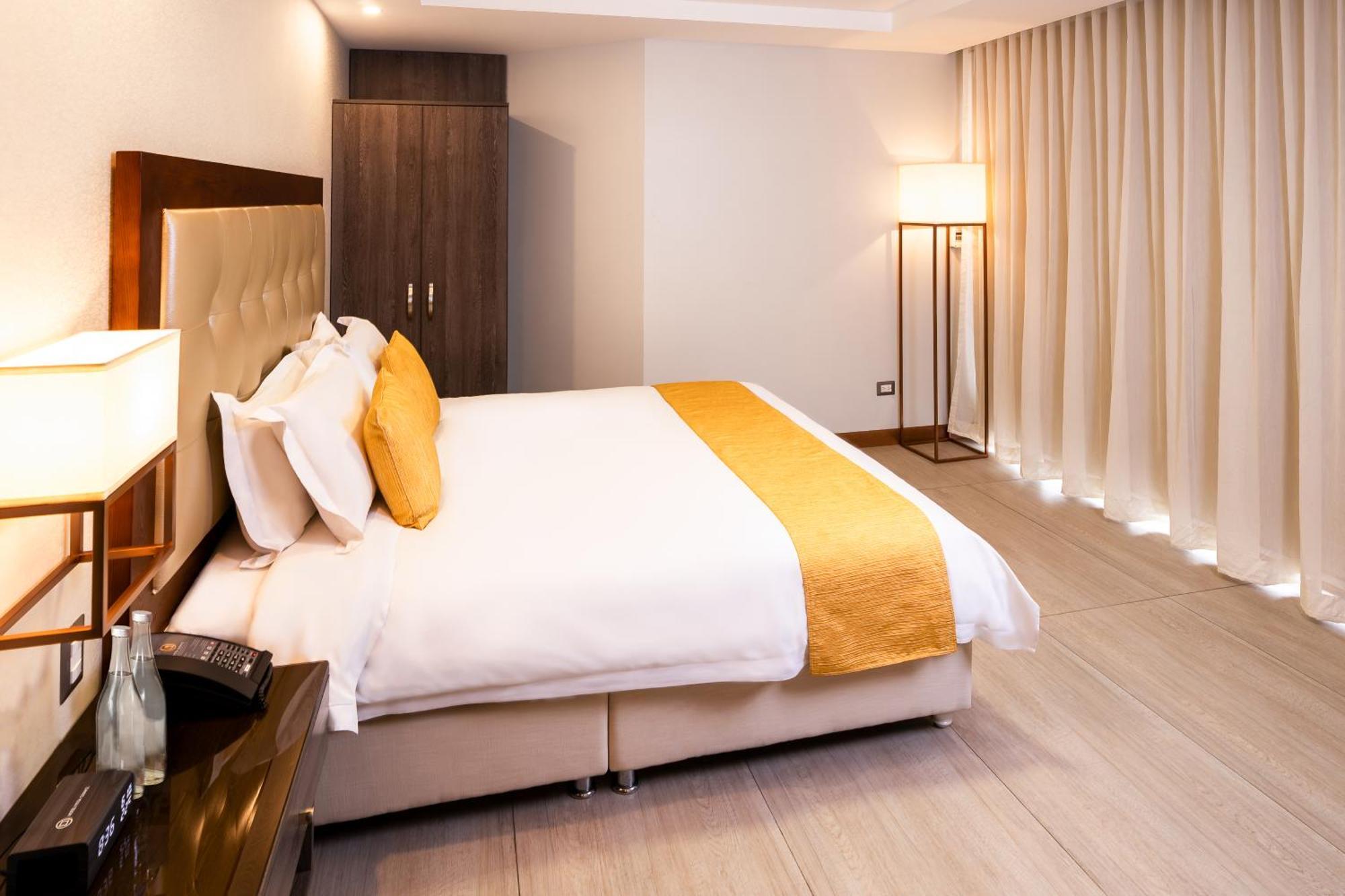 Hotel Vista Quince Guatemala City Екстериор снимка